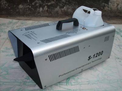 BY-S1200 1200W Snow Machine 